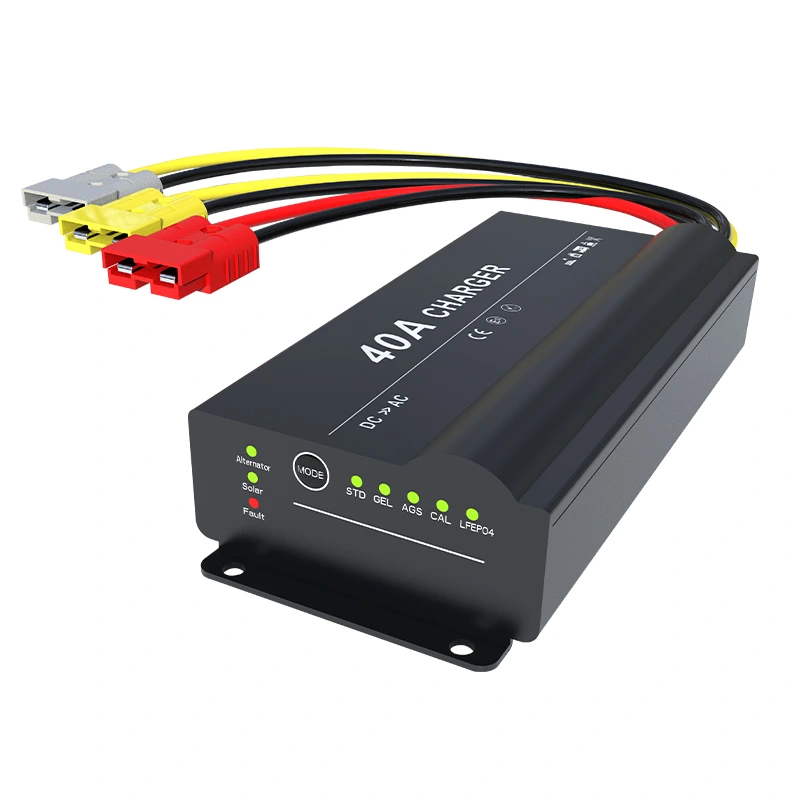 Pametni polnilnik DC TO DC 12v 25A DCDC1240B Pametni polnilnik DC TO DC 12v 25A DCDC1240B